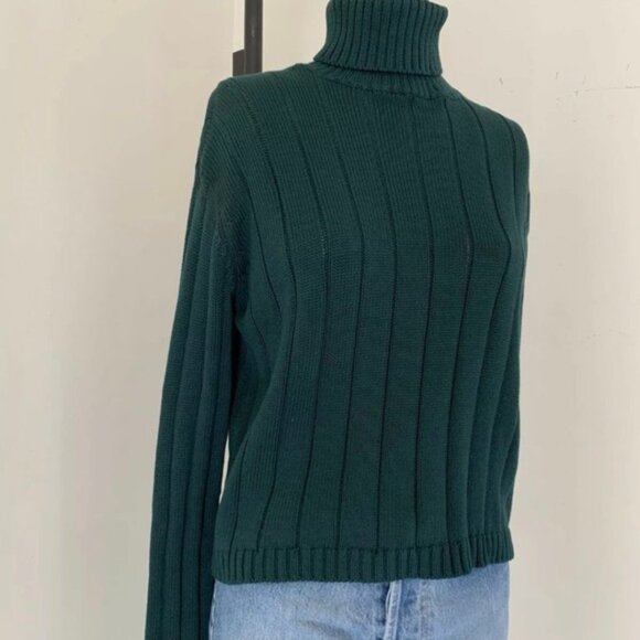 Brandy Melville Knit Turtleneck Deep Green - Picture 6 of 6